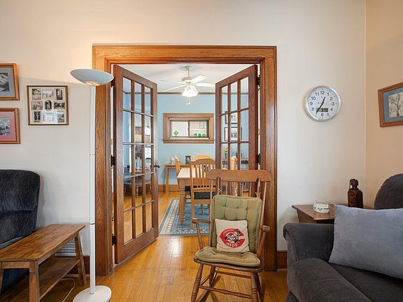 5th image of 1025 N Frances St