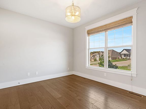 5th image of 1294 S Amber Ridge Drive