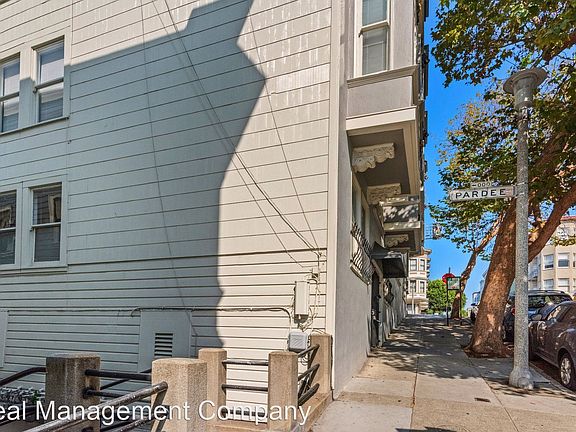 3rd image of 1653 Grant Ave #1655