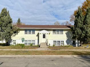 1204 9th Ave S, Grand Forks, ND 58201