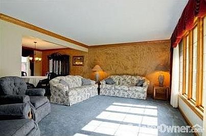 3rd image of 15313 Primrose Ln