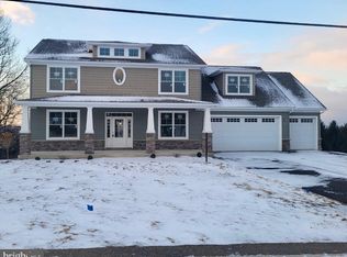 1724 S York St, Mechanicsburg, PA 17055