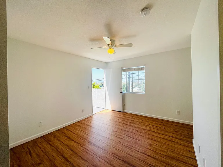 4210 52nd St #101 — Photo 22