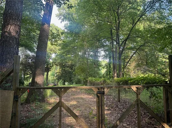 106 Beech St, Roswell, GA 30075