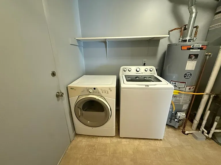 615 E Colorado Ave — Photo 5