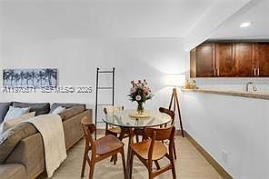 4th image of 257 S Cypress Rd APT 403