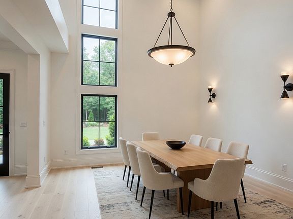 5th image of 2708 Southbay Cir