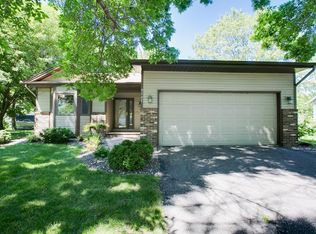 9141 Shenandoah Ln N, Maple Grove, MN 55369