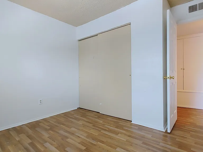 216 General Stilwell St NE — Photo 9