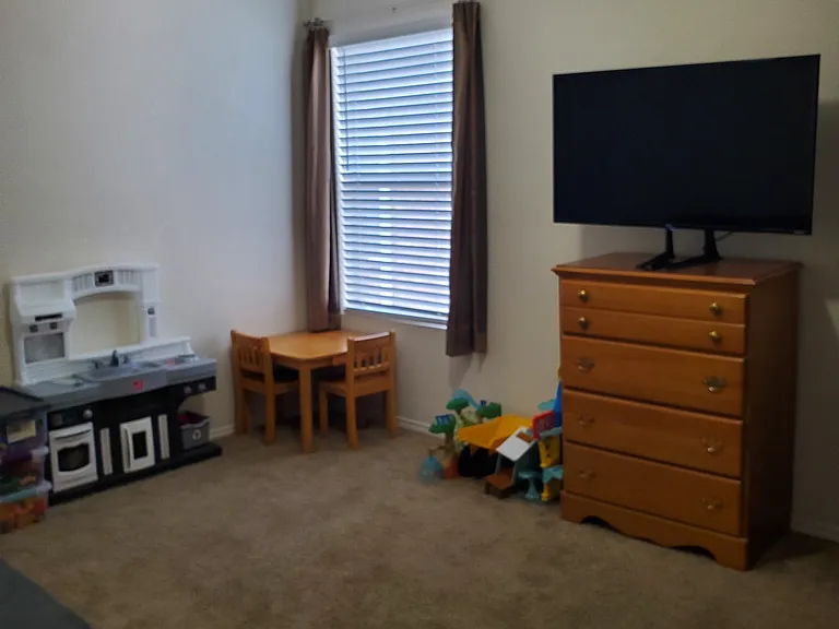 8864 Valley River Dr — Photo 10