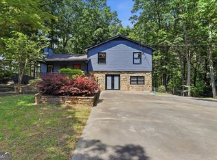 2845 Sardis Dr, Buford, GA 30519