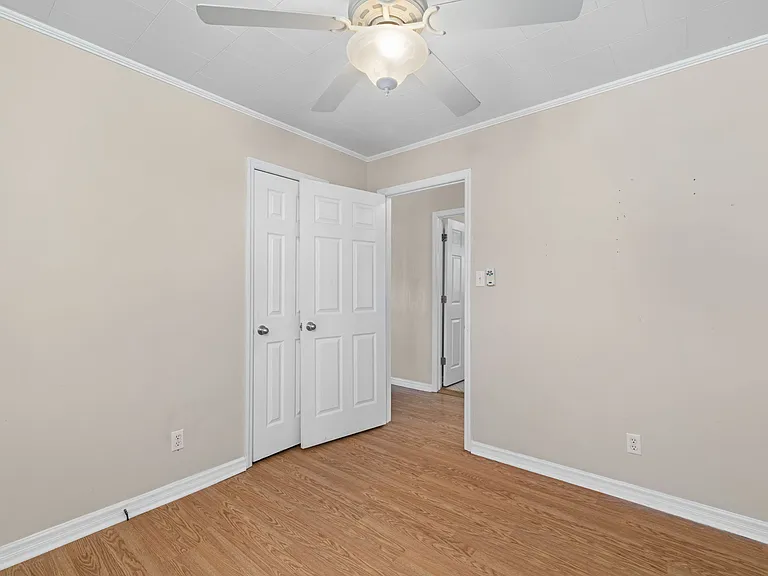 612 Eason Ave — Photo 11