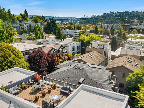 3658 Dayton Avenue N #401, Seattle, WA 98103