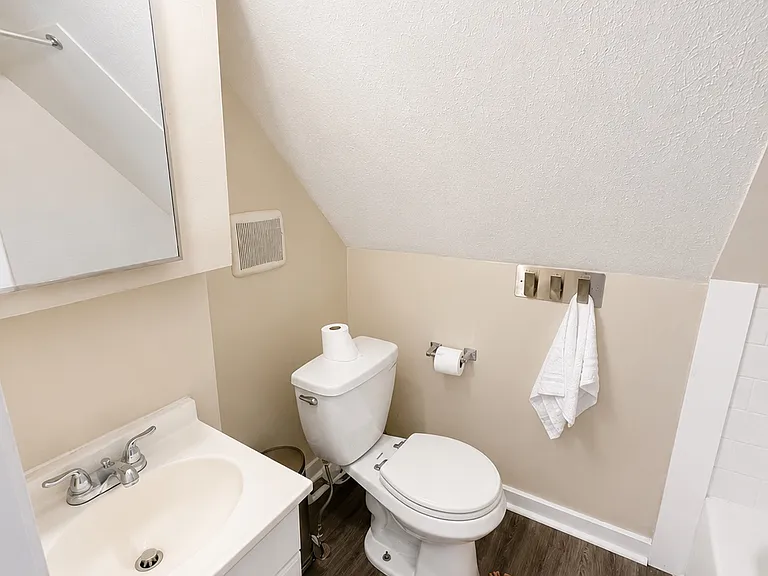4511 Bridge Ave #UP — Photo 7