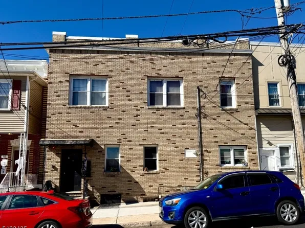 319 Harrison Ave, Garfield City, NJ 07026