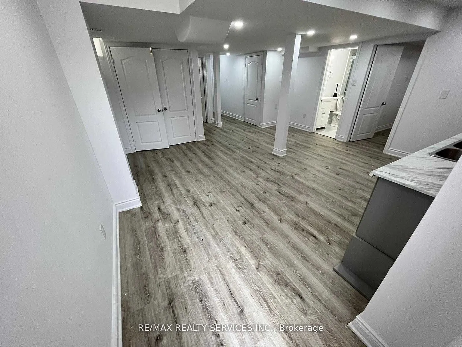 2 bed, $1,600 — Photo 3