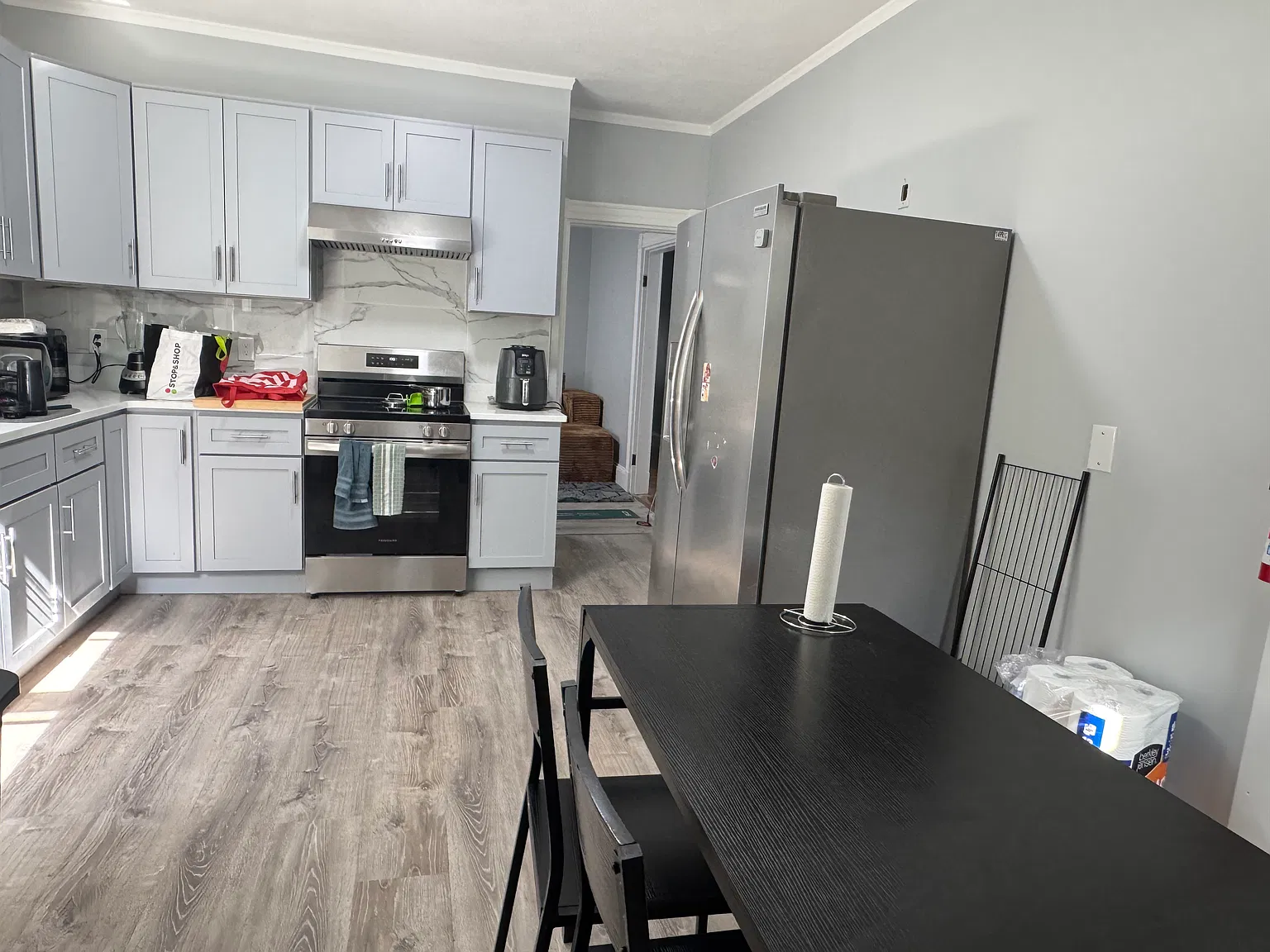 3 bed, 1388 sqft, $1,400 — Photo 2