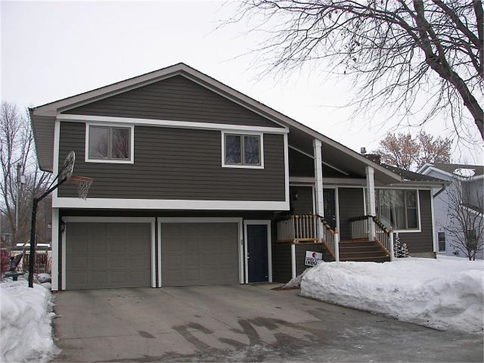 1st image of 900 27th St #10