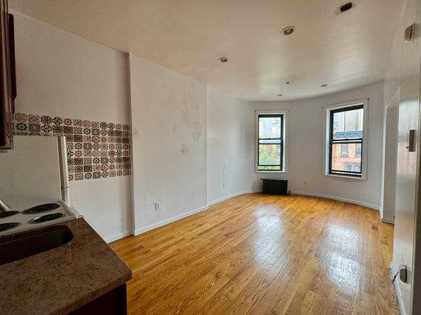 194 Edgecombe Ave APT 4A