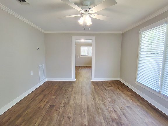 5th image of 65 Rock Hill Rd