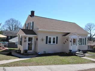 96 Pearl St, Lawrence, MA 01841