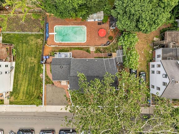 5th image of 67 Cook Ave