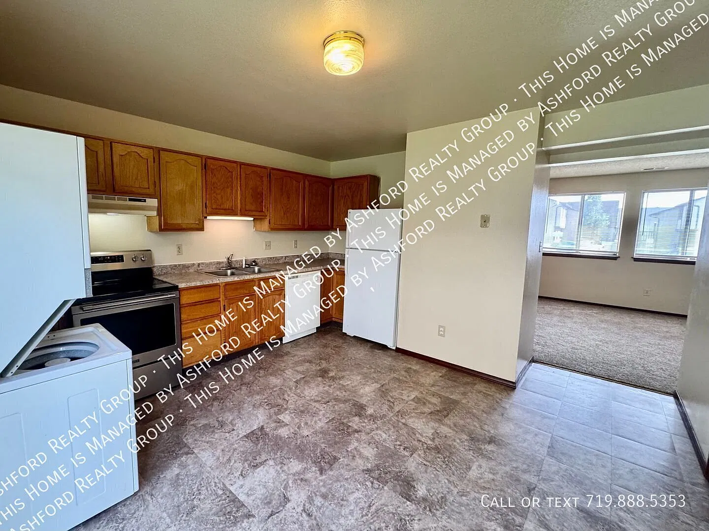 2617 E. Uintah Street, Unit A — Photo 3