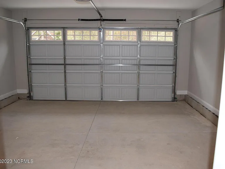 829 Blue Bird Dr — Photo 20