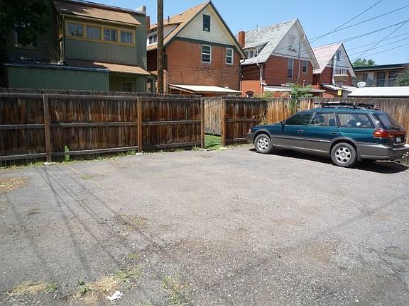 3rd image of 2130 N Franklin St APT 3