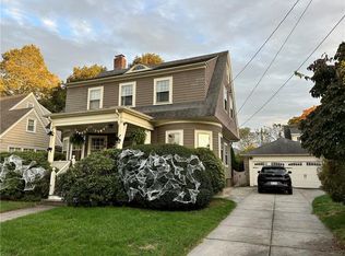 172 Bluff Ave, Cranston, RI 02905