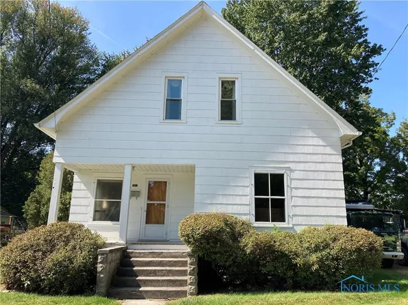 5867 Main St, Sylvania, OH 43560