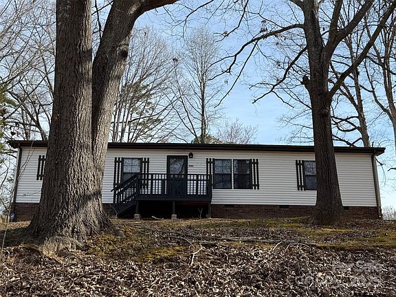 3rd image of 1358 Sandiwood Ct