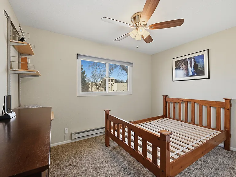 1040 S Fulton St — Photo 15