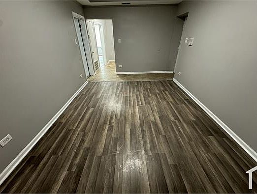 2nd image of 5038 W Washington Blvd