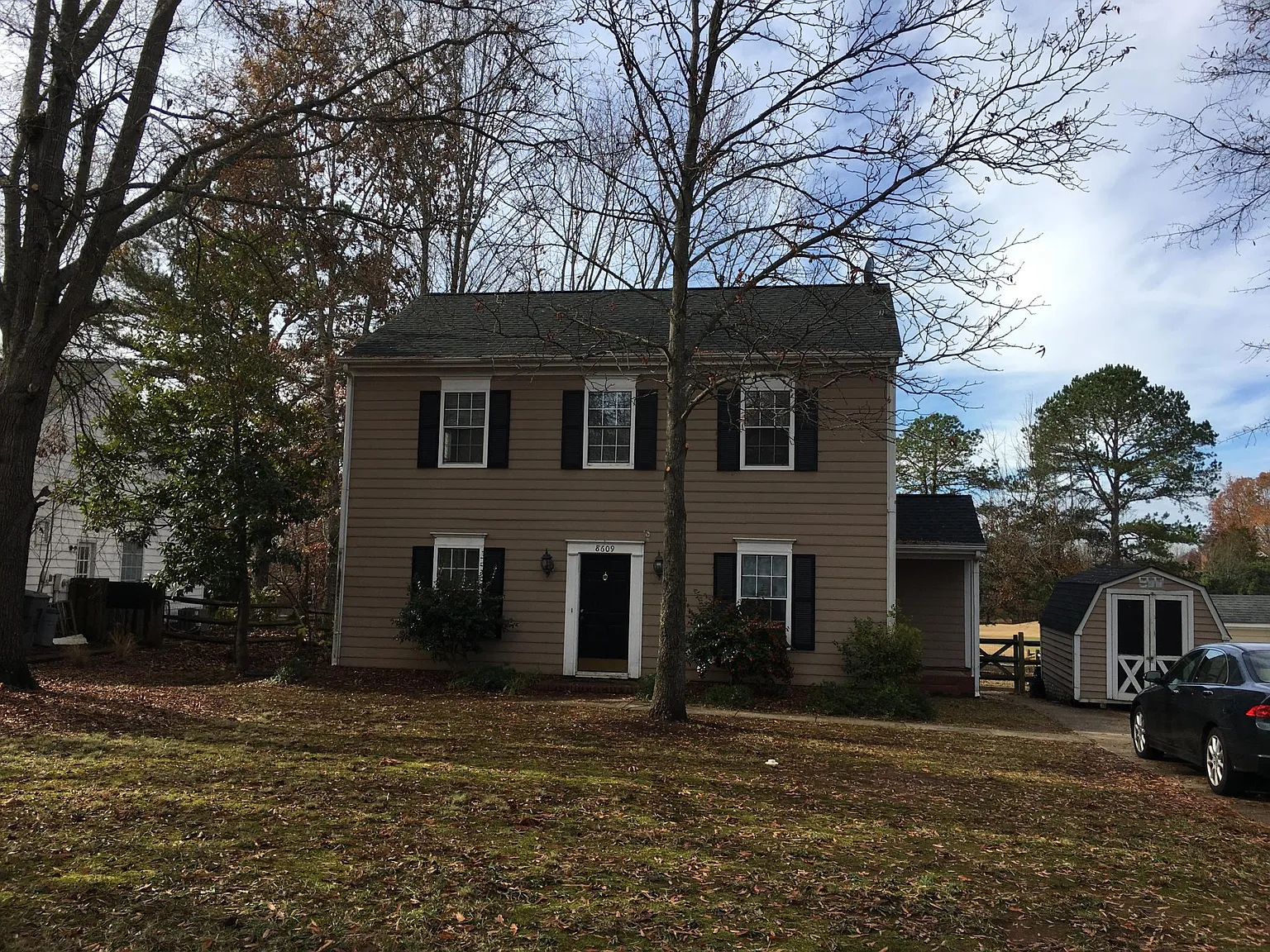 8609 Golf Ridge Drive — Photo 1