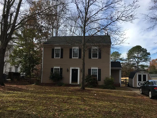 8609 Golf Ridge Dr, Charlotte, NC 28277