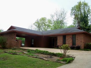 65 Tanglewood Trl, Columbus, MS 39705