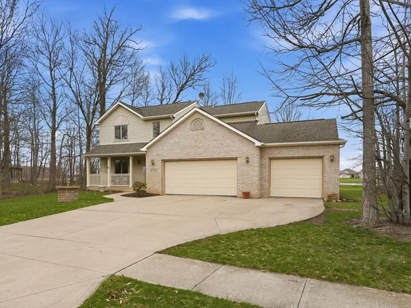 10415 Spotted Hawk Cv, Hoagland, IN 46745