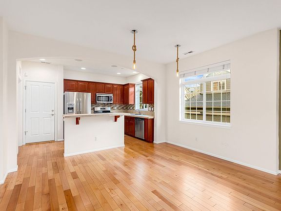 5th image of 1761 11th Ln NE #1223