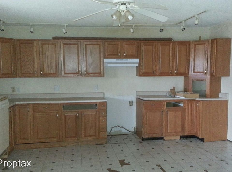2nd image of 310 Catherine St