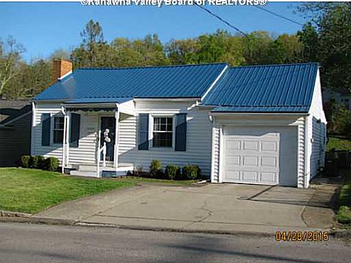 2nd image of 1008 Village Dr