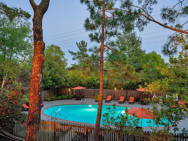 Madera Valley Apartments — Photo 10