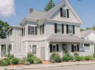 590 Washington St, Duxbury, MA 02332