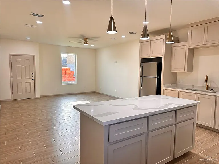 3210 Joann Ave #3 — Photo 4
