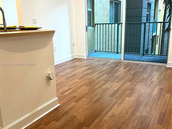 4th image of 6001 SW 70th St APT 346