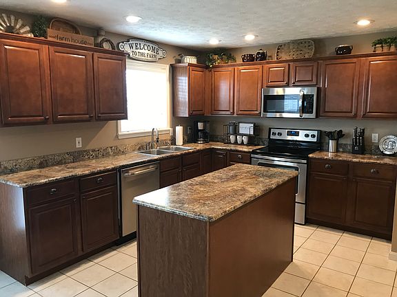 5th image of 153 Alexandria Dr
