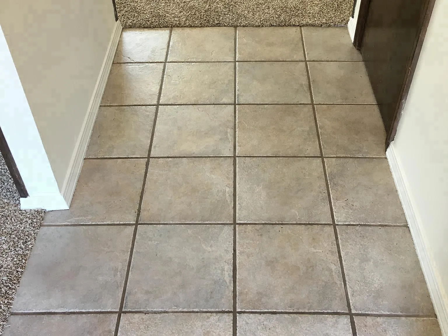 3 bed, 1404 sqft, $1,300 — Photo 2