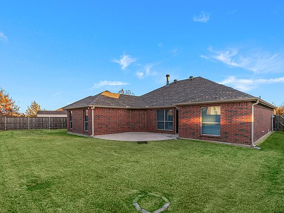 2nd image of 4813 Oakview Dr