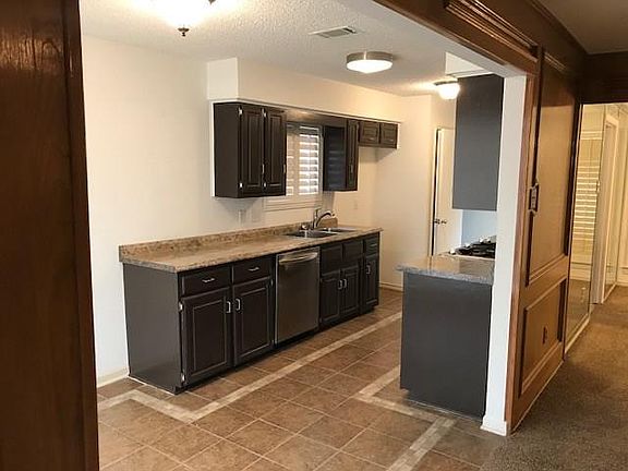 4th image of 512 Danny Dr