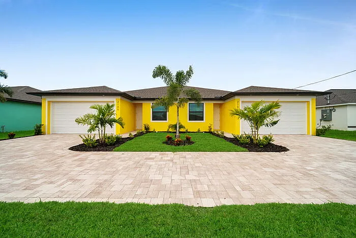 3 bed, 2.0 bath, 1200 sqft, $2,100 — Photo 1